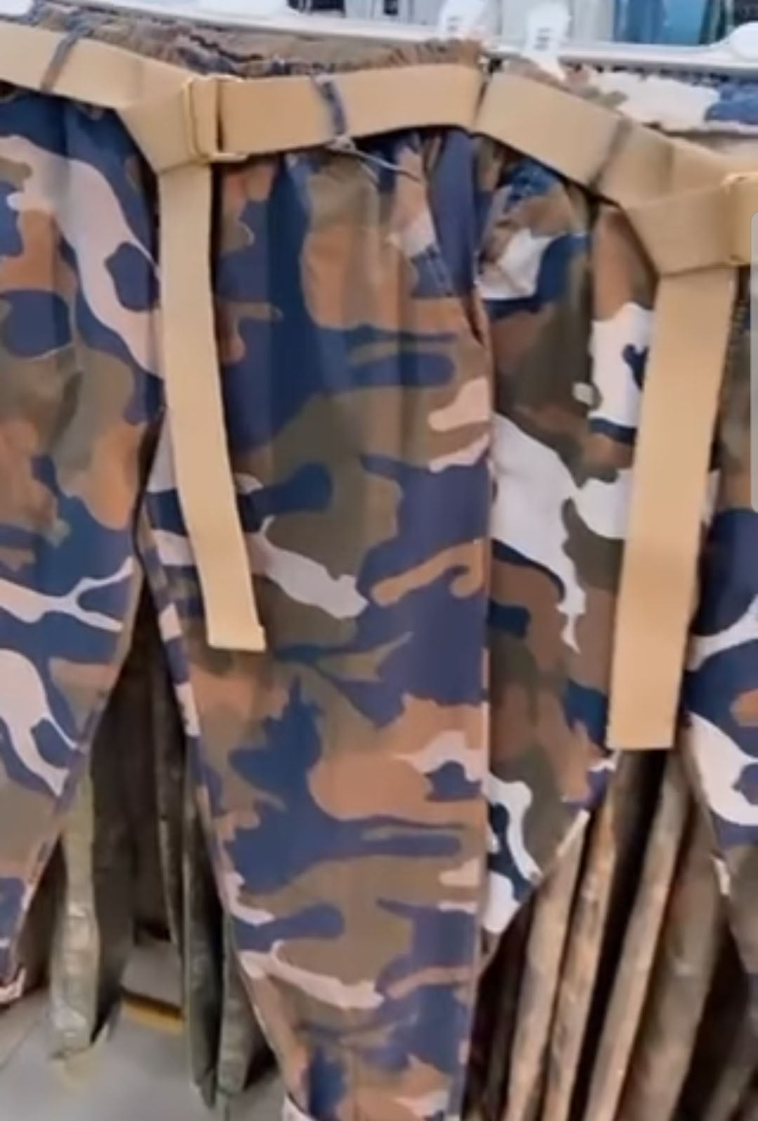 Khaki Camouflage Boyfriend Trousers With Pockets And Belt