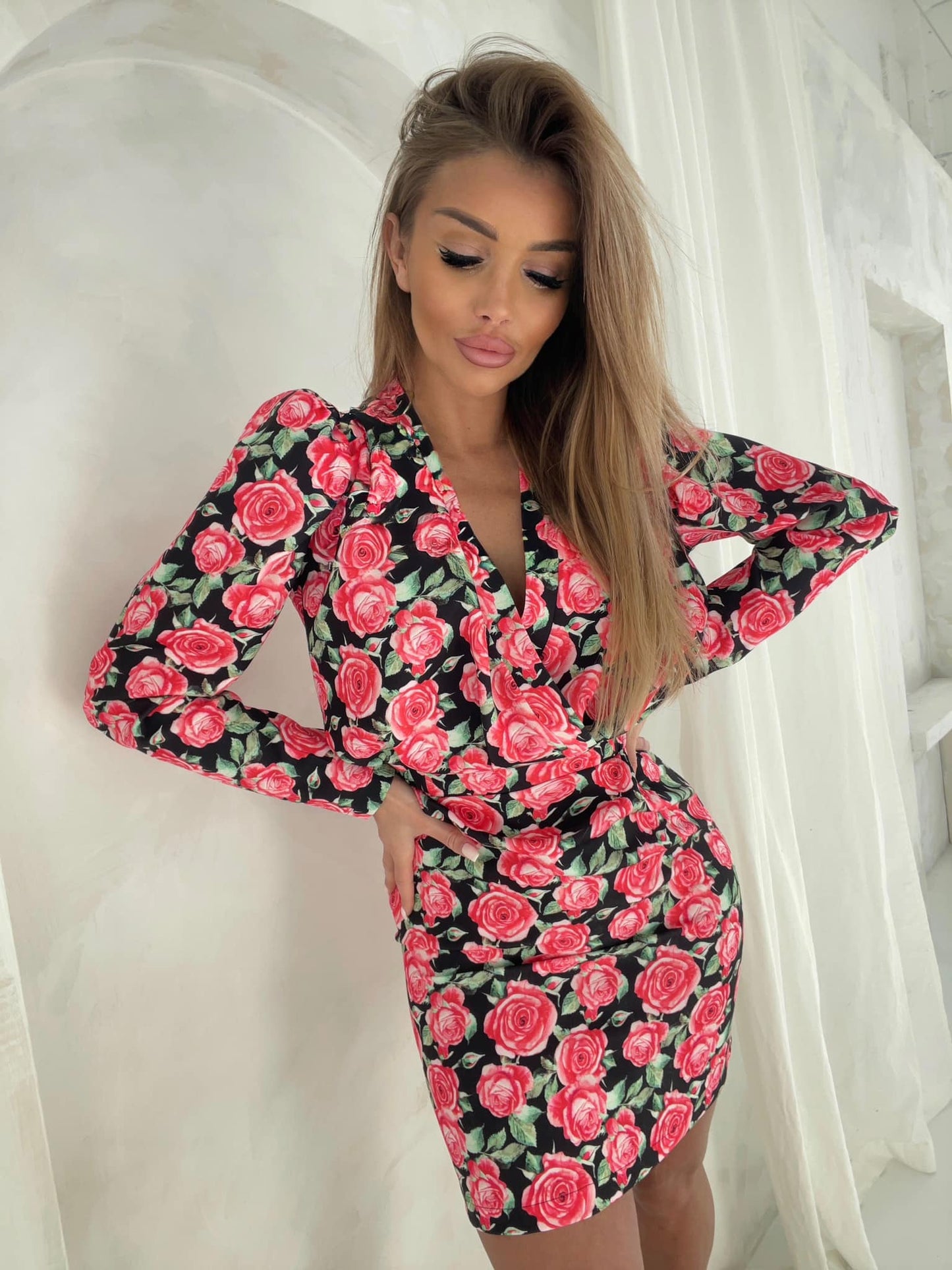 Black Fitted Mini Dress Rose Patter With Long Sleeve One Size