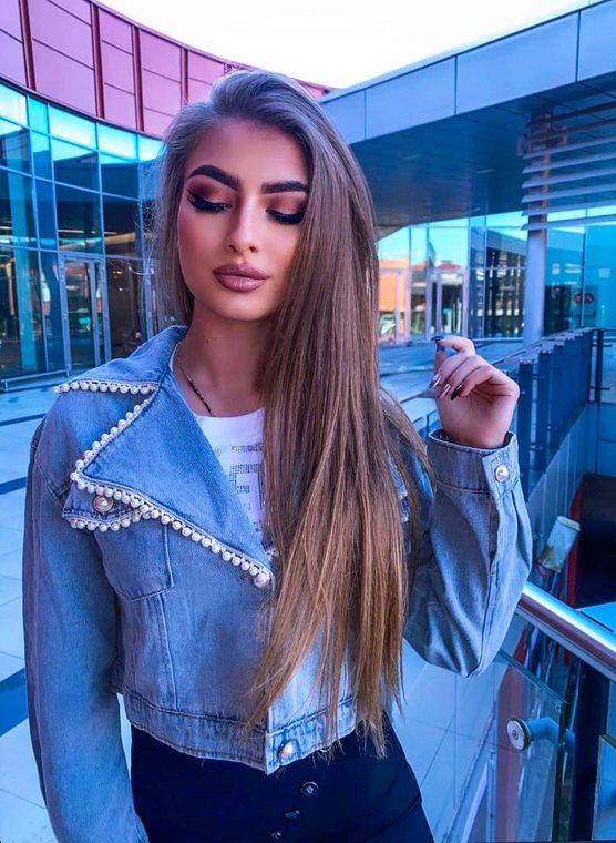 Short Denim Jacket With Pearls