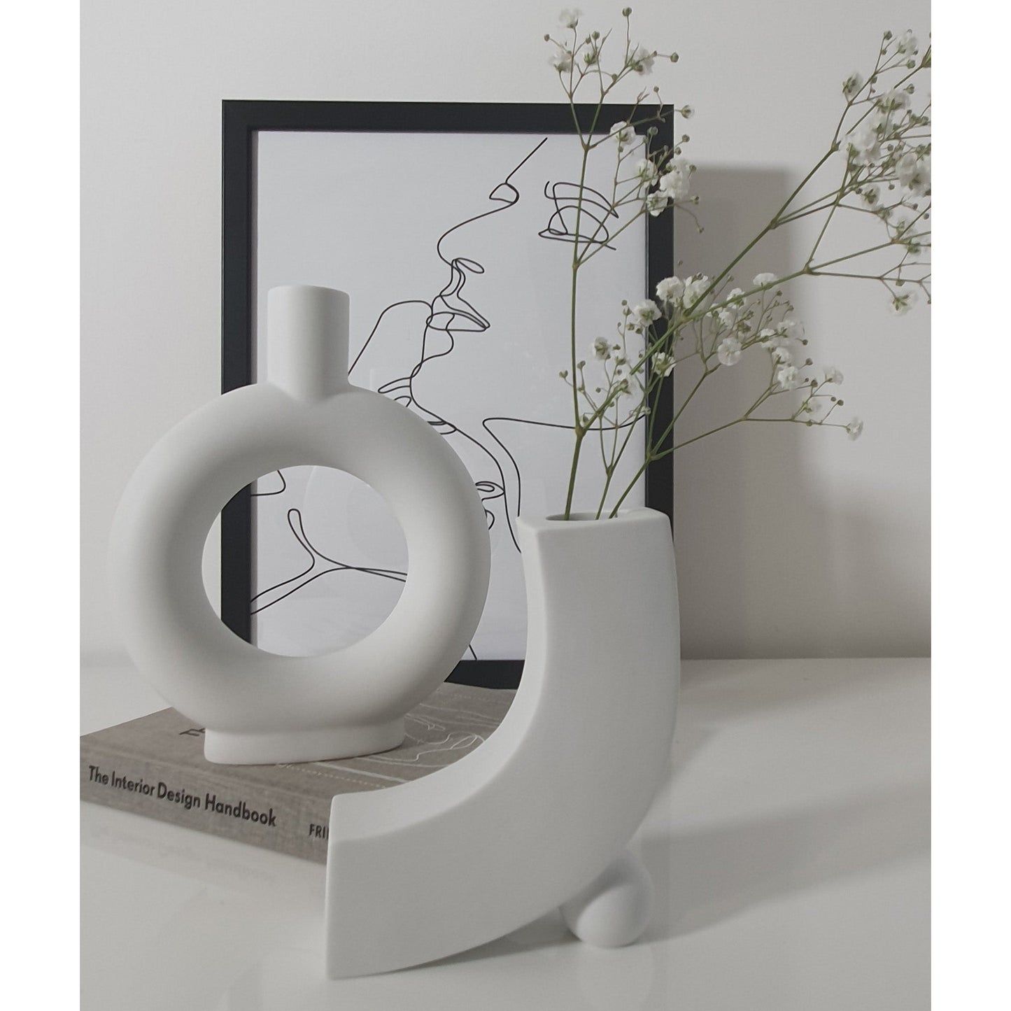 Ceramic donut vase
