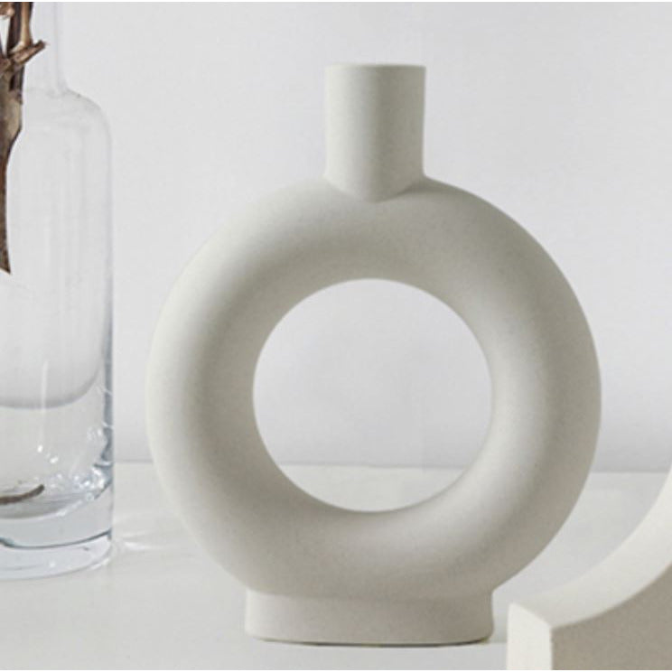 Ceramic donut vase