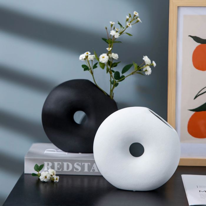 Ceramic modern monochrome black vase