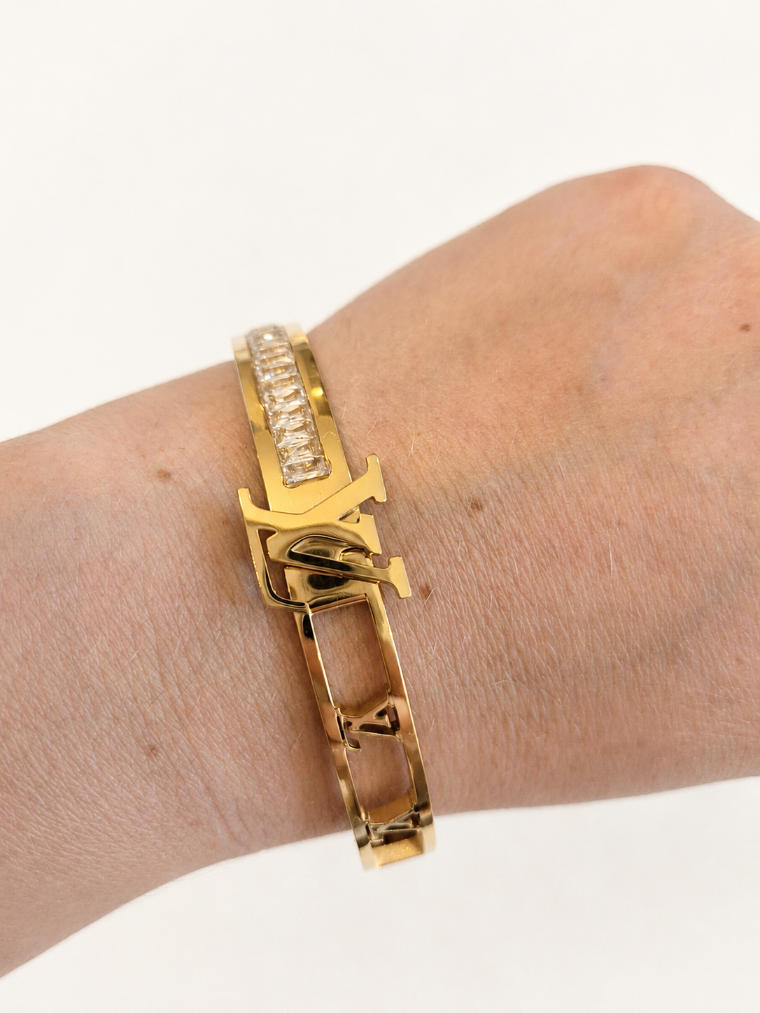 Golden Bracelet With Shiny Beads